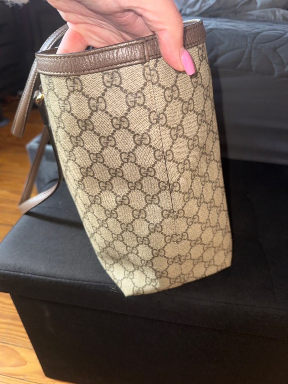 Gucci Beige GG Supreme Tote with Brown Leather and Red/Green Stripe - Picture 4 of 12